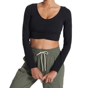 Vuori NWT long sleeve ruched bra XS black